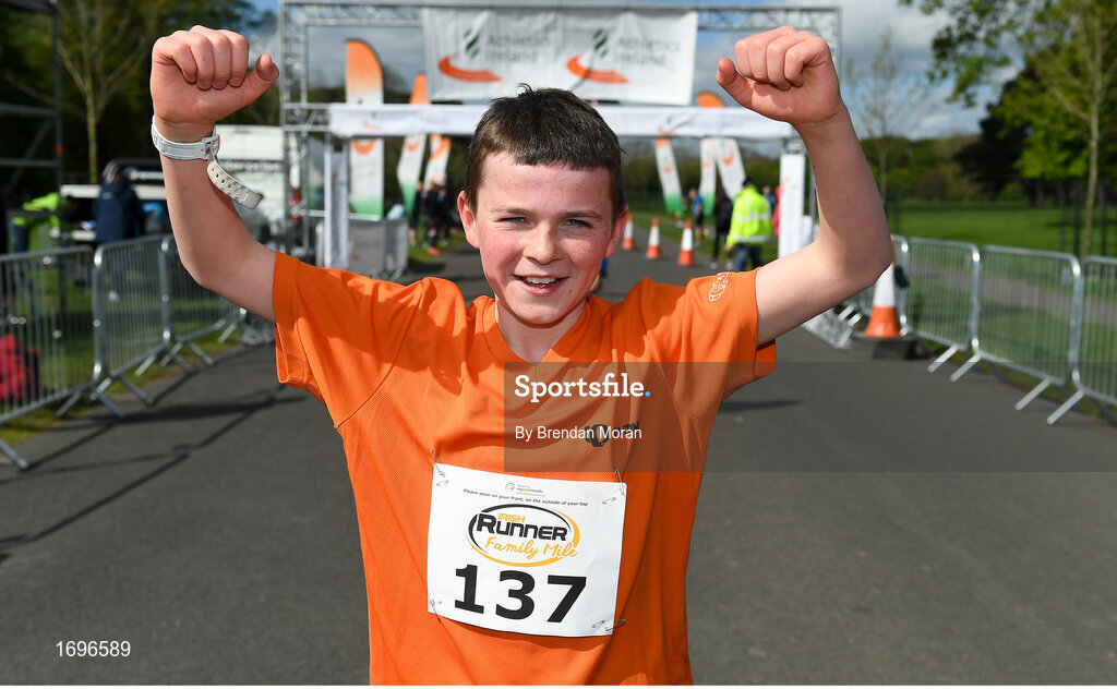 4 May 2019; Family Mile winner at the Irish Runner 5k in conjunction with the AAI National 5k Championships, Phoenix Park in Dublin. Photo by Brendan Moran/Sportsfile