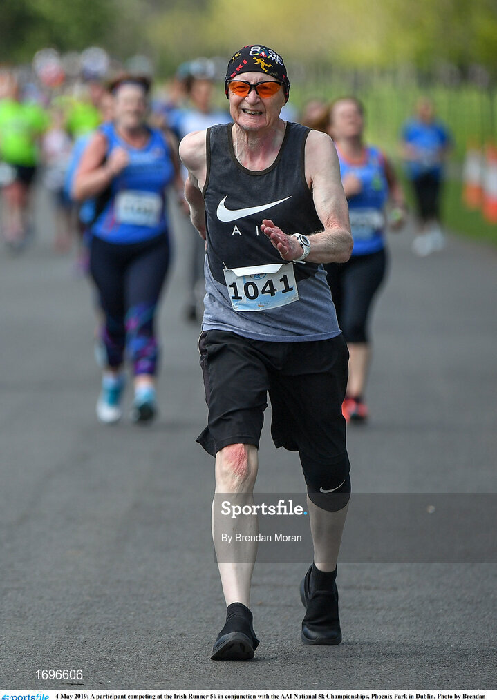 4 May 2019; A participant competing at the Irish Runner 5k in conjunction with the AAI National 5k Championships, Phoenix Park in Dublin. Photo by Brendan Moran/Sportsfile
