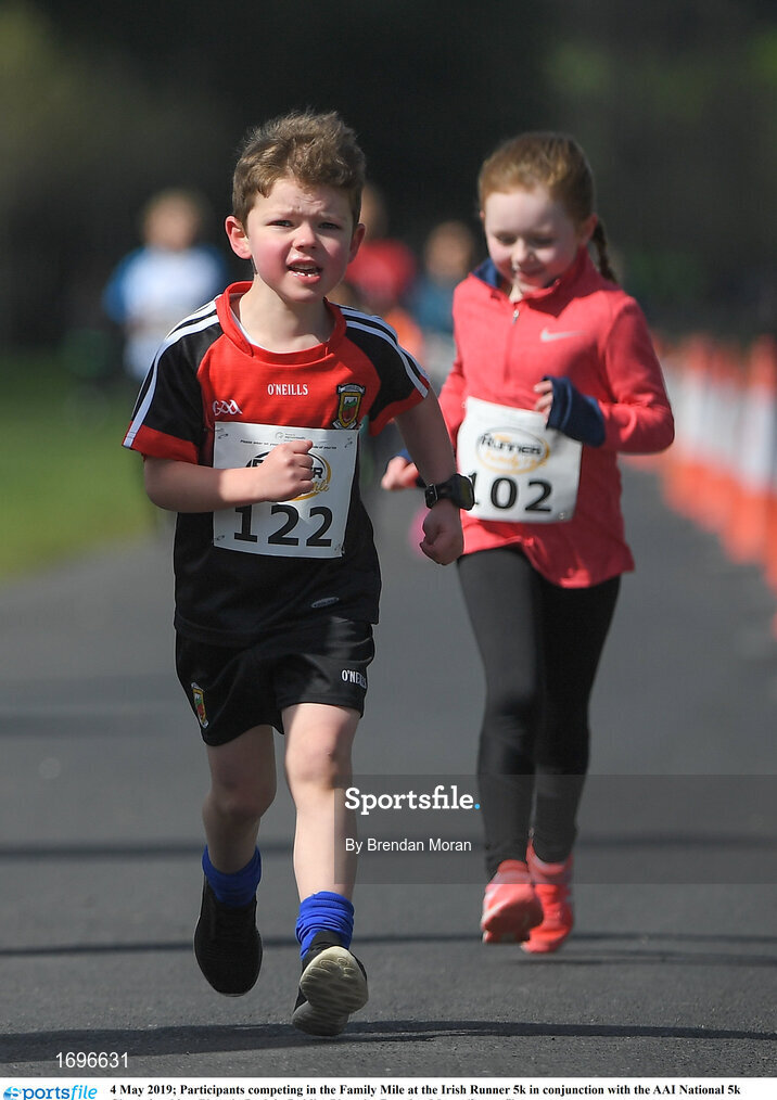 4 May 2019; Participants competing in the Family Mile at the Irish Runner 5k in conjunction with the AAI National 5k Championships, Phoenix Park in Dublin. Photo by Brendan Moran/Sportsfile