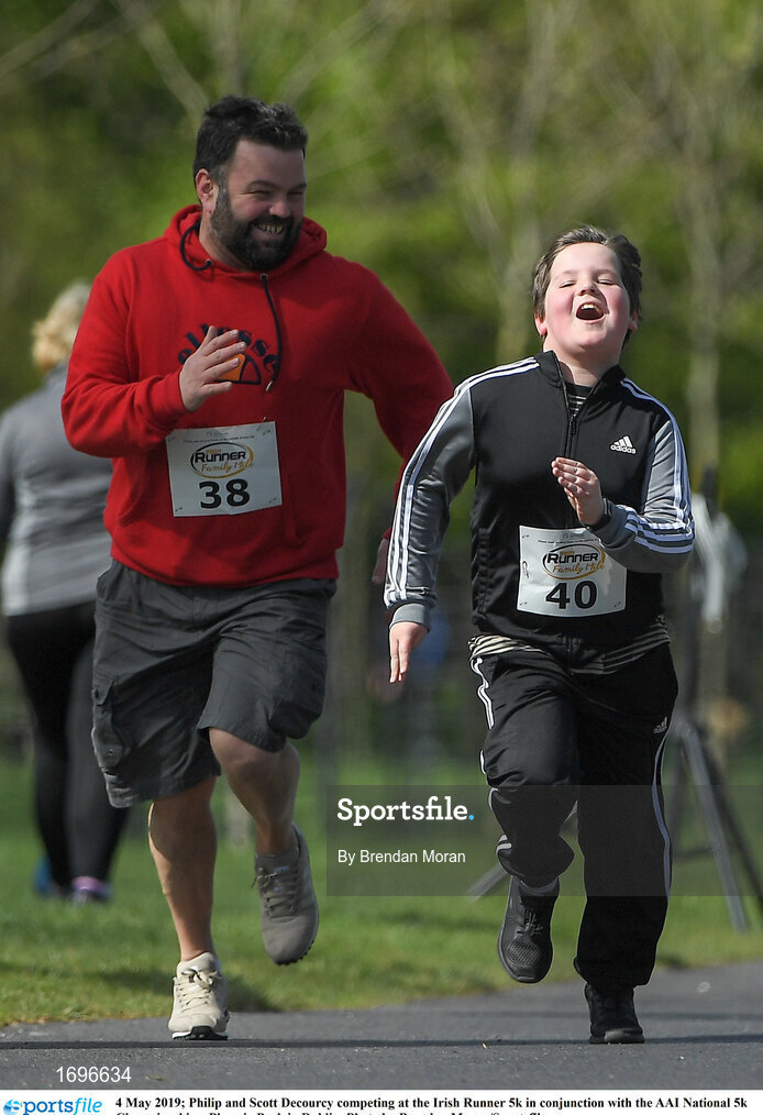 4 May 2019; Philip and Scott Decourcy competing at the Irish Runner 5k in conjunction with the AAI National 5k Championships, Phoenix Park in Dublin. Photo by Brendan Moran/Sportsfile