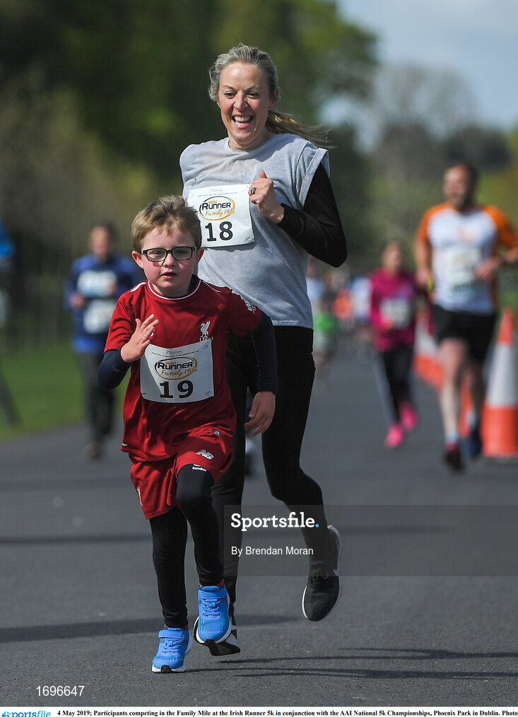 4 May 2019; Participants competing in the Family Mile at the Irish Runner 5k in conjunction with the AAI National 5k Championships, Phoenix Park in Dublin. Photo by Brendan Moran/Sportsfile