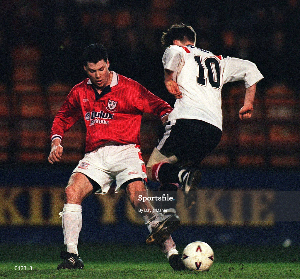 24 February 1998; Dean Fitzgerald of Shelbourne and Neil Odgen of Sligo Rovers during the Harp Lager League Cup Final 2nd Leg match between Shelbourne and Sligo Rovers at Tolka Park in Dublin. Photo by David Maher/Sportsfile