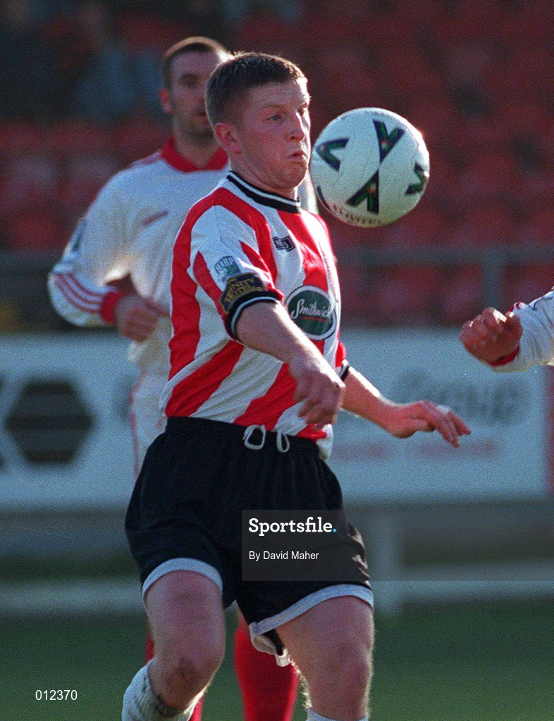 29 November 1998; Eamonn Doherty of Derry City during the Harp Lager National League Premier Division match between Derry City and Cork City at the Brandywell Stadium in Derry. Photo by David Maher/Sportsfile