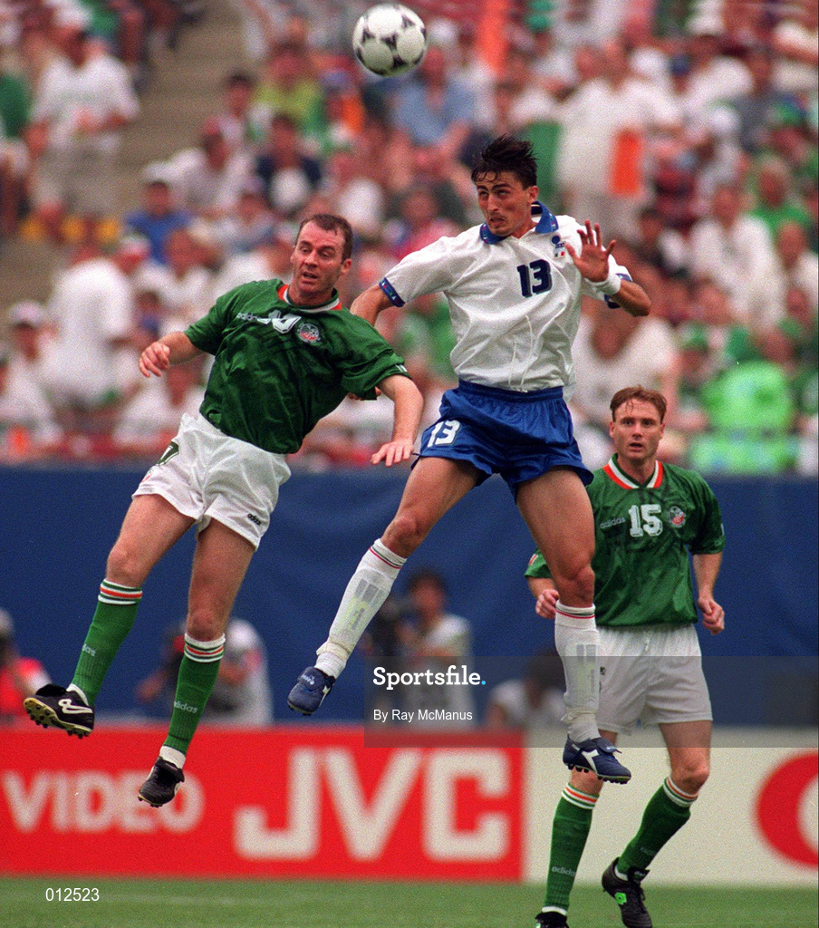 18 June 1994; John Sheridan of Republic of Ireland in action against Dino Baggio of Italy during the FIFA World Cup 1994 Group E match between Republic of Ireland and Italy at Giants Stadium in New Jersey, USA. Photo by Ray McManus/Sportsfile