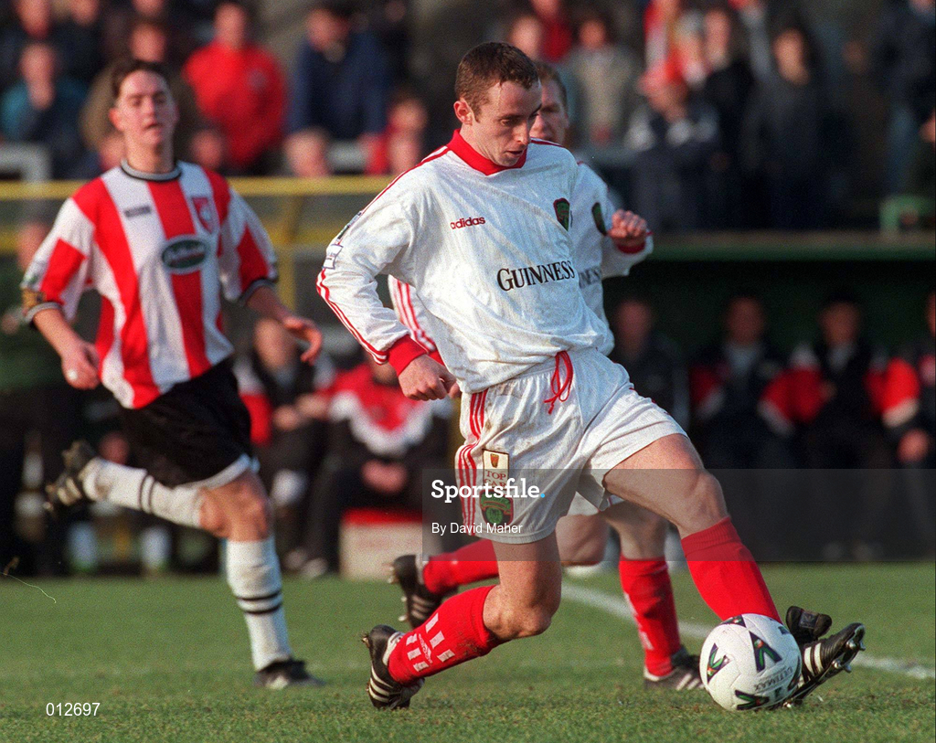 29 November 1998; Ollie Cahill of Cork City during the Harp Lager National League Premier Division match between Derry City and Cork City at the Brandywell Stadium in Derry. Photo by David Maher/Sportsfile