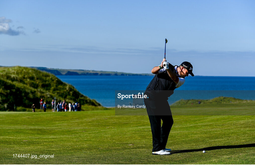 3 July 2019; Shane Lowry of Ireland playes from the 6th fairway during the Pro-Am round ahead of the Dubai Duty Free Irish Open at Lahinch Golf Club in Lahinch, Co. Clare. Photo by Ramsey Cardy/Sportsfile