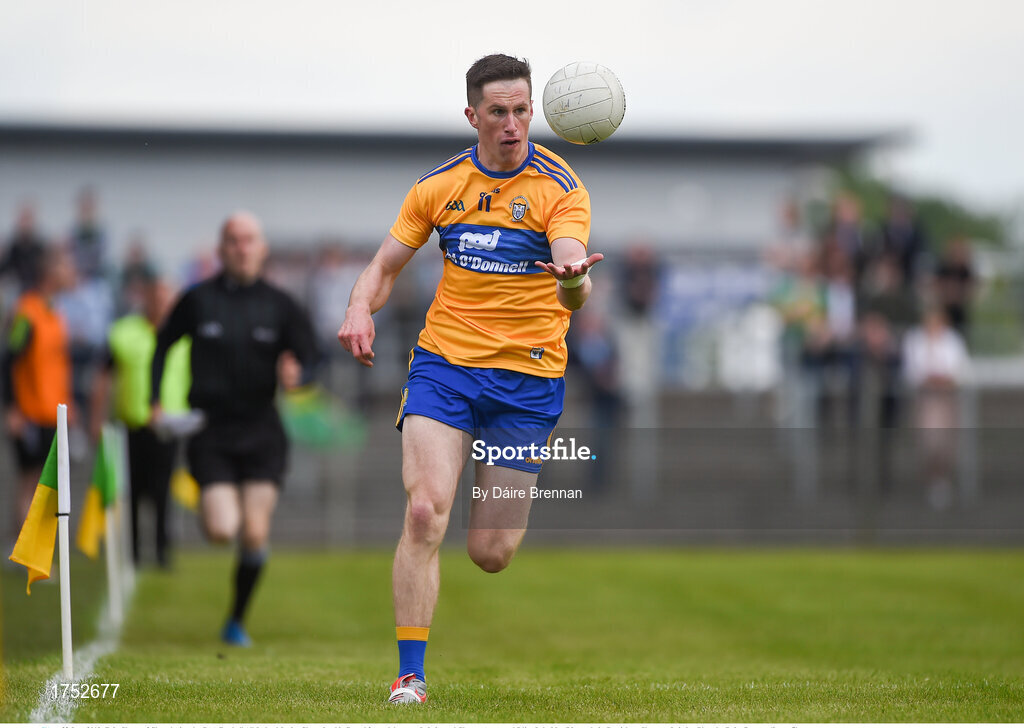 22 June 2019; Eoin Cleary of Clare during the GAA Football All-Ireland Senior Championship Round 2 match between Leitrim and Clare at Avantcard Páirc Seán Mac Diarmada in Carrick-on-Shannon, Leitrim. Photo by Daire Brennan/Sportsfile
