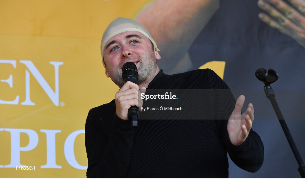 23 July 2019; Conor Moore, of Conor Sketches, performing at The 2019 Open Champion Shane Lowry's homecoming event in Clara in Offaly. Photo by Piaras Ó Mídheach/Sportsfile
