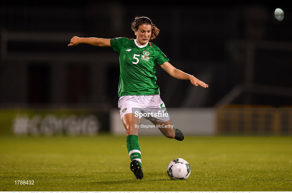 3 September 2019; Niamh Fahey of Republic of Ireland during the UEFA Women's 2021 European Championships Qualifier Group I match between Republic of Ireland and Montenegro at Tallaght Stadium in Dublin. Photo by Stephen McCarthy/Sportsfile