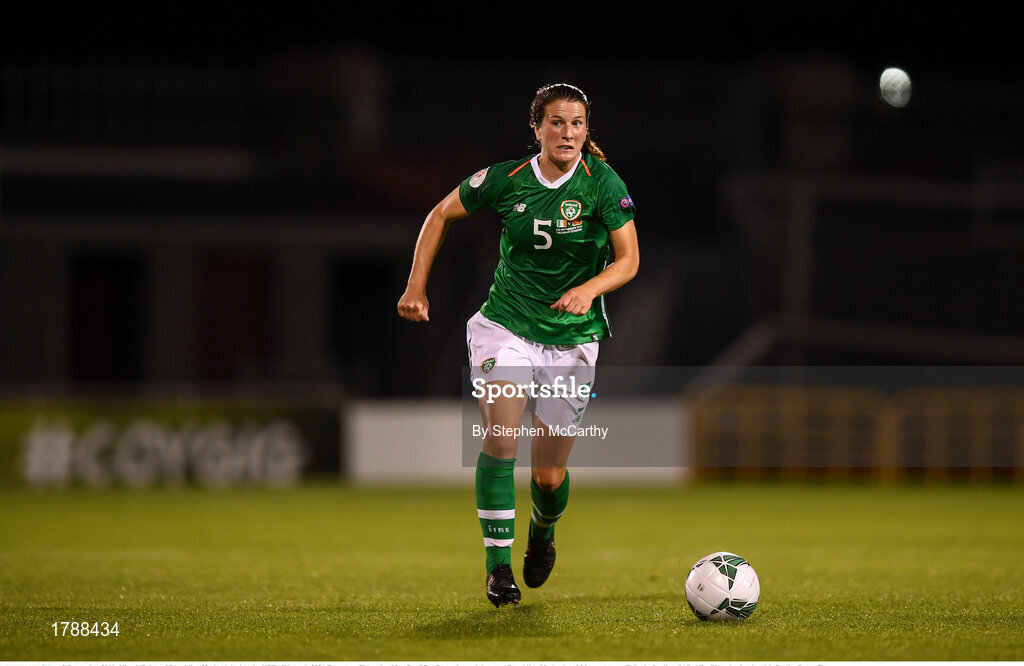 3 September 2019; Niamh Fahey of Republic of Ireland during the UEFA Women's 2021 European Championships Qualifier Group I match between Republic of Ireland and Montenegro at Tallaght Stadium in Dublin. Photo by Stephen McCarthy/Sportsfile
