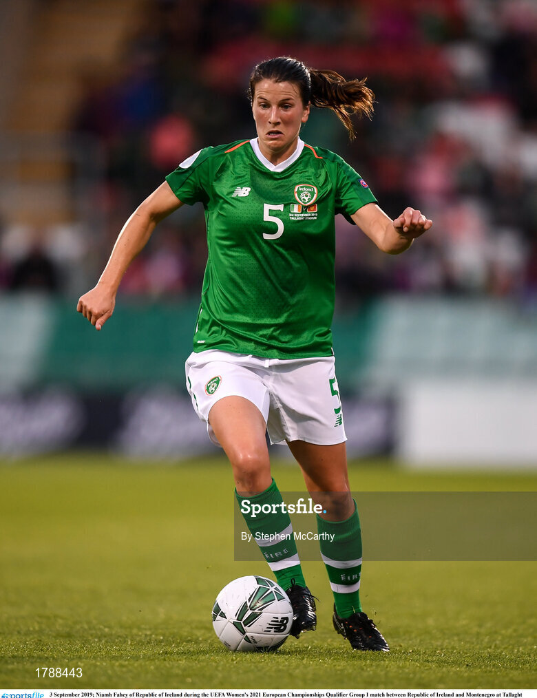 3 September 2019; Niamh Fahey of Republic of Ireland during the UEFA Women's 2021 European Championships Qualifier Group I match between Republic of Ireland and Montenegro at Tallaght Stadium in Dublin. Photo by Stephen McCarthy/Sportsfile