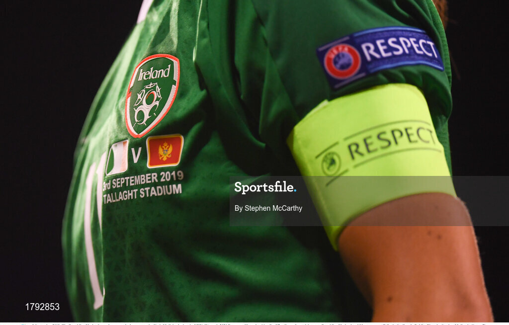 3 September 2019; The Republic of Ireland crest is seen on the jersey worn by Katie McCabe during the UEFA Women's 2021 European Championships Qualifier Group I match between Republic of Ireland and Montenegro at Tallaght Stadium in Dublin. Photo by Stephen McCarthy/Sportsfile