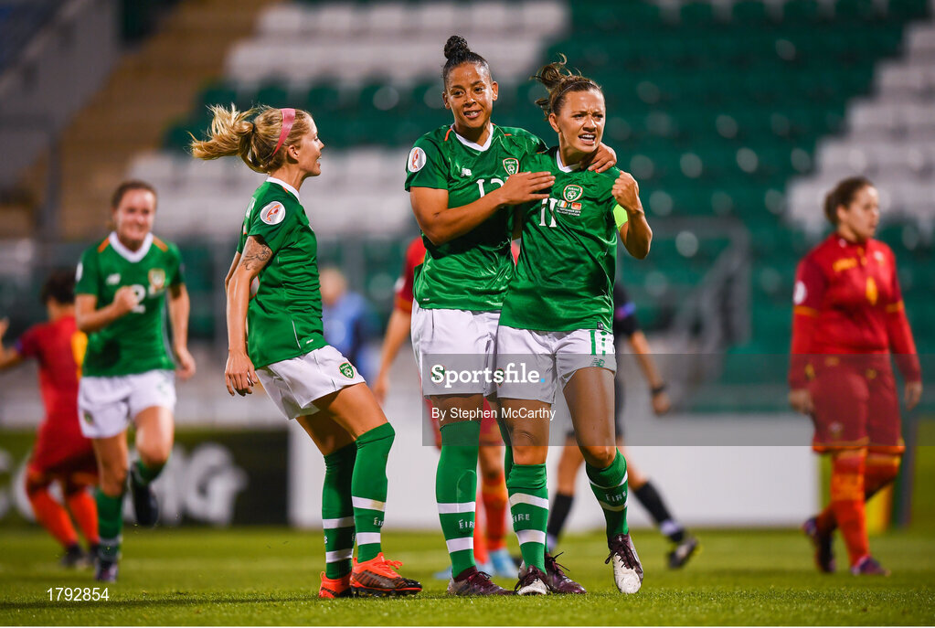 3 September 2019; Katie McCabe, right, celebrates after scoring her side's second goal with Republic of Ireland team-mates Rianna Jarrett and Denise O'Sullivan, left, during the UEFA Women's 2021 European Championships Qualifier Group I match between Republic of Ireland and Montenegro at Tallaght Stadium in Dublin. Photo by Stephen McCarthy/Sportsfile