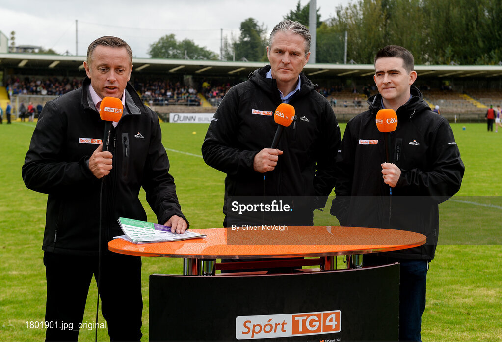 22 September 2019; TG4's Michael O'Domhnaill, left, along with Presidential candidate Jarlth Burns, centre, and Mark Harte before the Fermanagh County Senior Club Football Championship Final match between Derrygonnelly Harps and Roslea Shamrocks at Brewster Park in Enniskillen, Fermanagh. Photo by Oliver McVeigh/Sportsfile