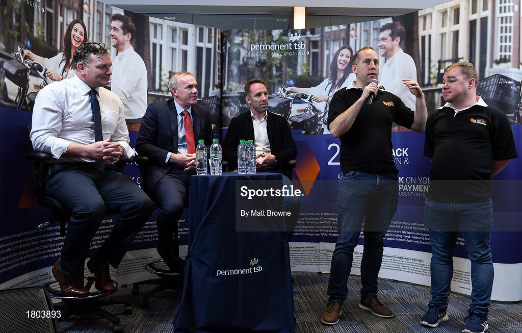 27 September 2019; Alan Craughwell and James Healy from Mixed Ability Rugby with former Munster and Ireland players David Corkery, John Kelly and Tomas O'Leary in attendance at the Permanent TSB Rugby World Cup Charity Breakfast in aid of the International Mixed Ability Rugby Tournament in Permanent TSB Blackpool Branch, Cork. Photo by Matt Browne/Sportsfile