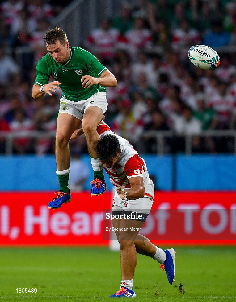 28 September 2019; Jack Carty of Ireland is tackled by Ryoto Nakamura of Japan during the 2019 Rugby World Cup Pool A match between Japan and Ireland at the Shizuoka Stadium Ecopa in Fukuroi, Shizuoka Prefecture, Japan. Photo by Brendan Moran/Sportsfile
