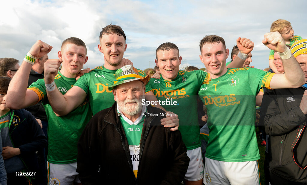 29 September 2019; Keelan Molloy, Conor McKinley, Kevin McKeague and Ryan McGarr of Dunloy celebrate with Dunloy supporter John Eddie O'Kane after the Antrim County Senior Club Hurling Final match between Cushendall Ruairí Óg and Dunloy at Ballycastle in Antrim. Photo by Oliver McVeigh/Sportsfile