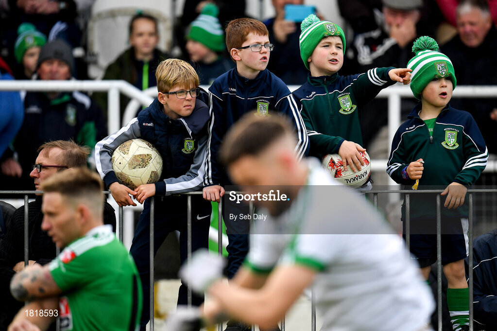 20 October 2019; Young Moorefield supporters during the Kildare County Senior Club Football Championship Final match between Moorefield and Sarsfields at St Conleth's Park in Newbridge, Kildare. Photo by Seb Daly/Sportsfile