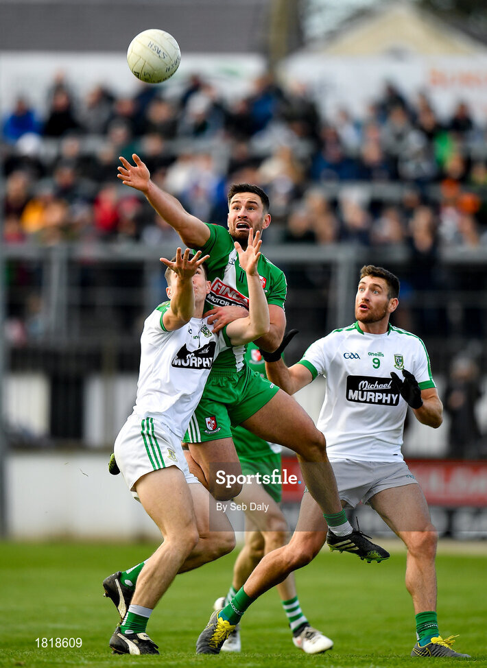 20 October 2019; Ben McCormack of Sarsfields in action against Mark Dempsey of Moorefield during the Kildare County Senior Club Football Championship Final match between Moorefield and Sarsfields at St Conleth's Park in Newbridge, Kildare. Photo by Seb Daly/Sportsfile