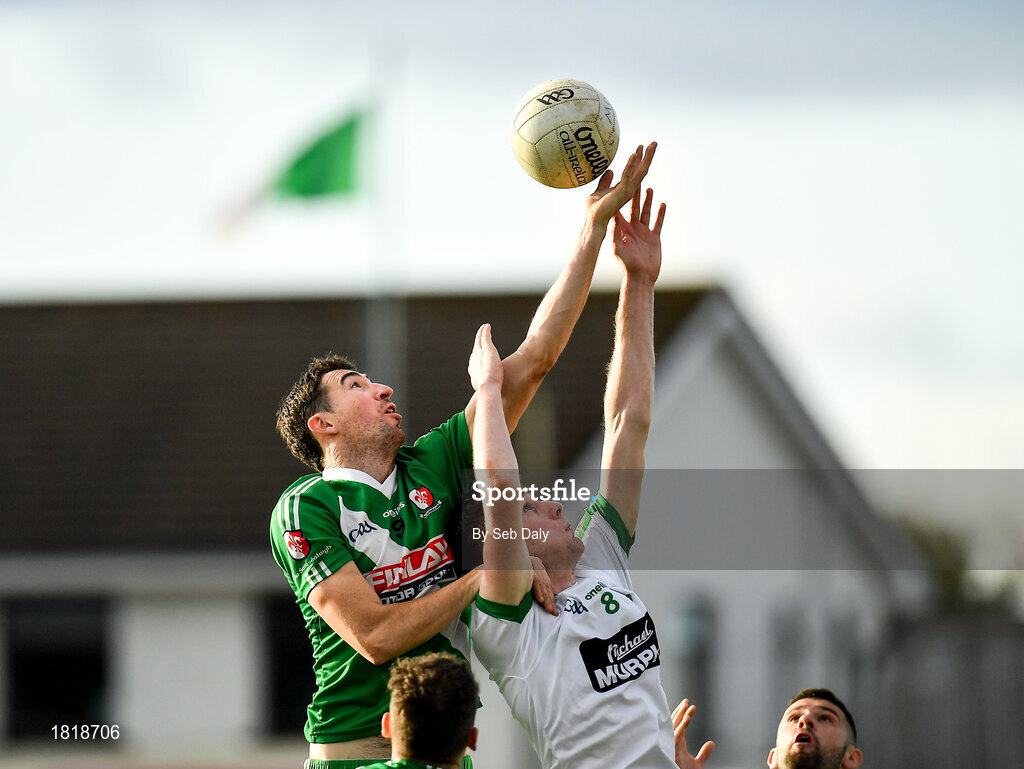 20 October 2019; Caoimhin McDonnell of Sarsfields in action against Aaron Masterson of Moorefield during the Kildare County Senior Club Football Championship Final match between Moorefield and Sarsfields at St Conleth's Park in Newbridge, Kildare. Photo by Seb Daly/Sportsfile