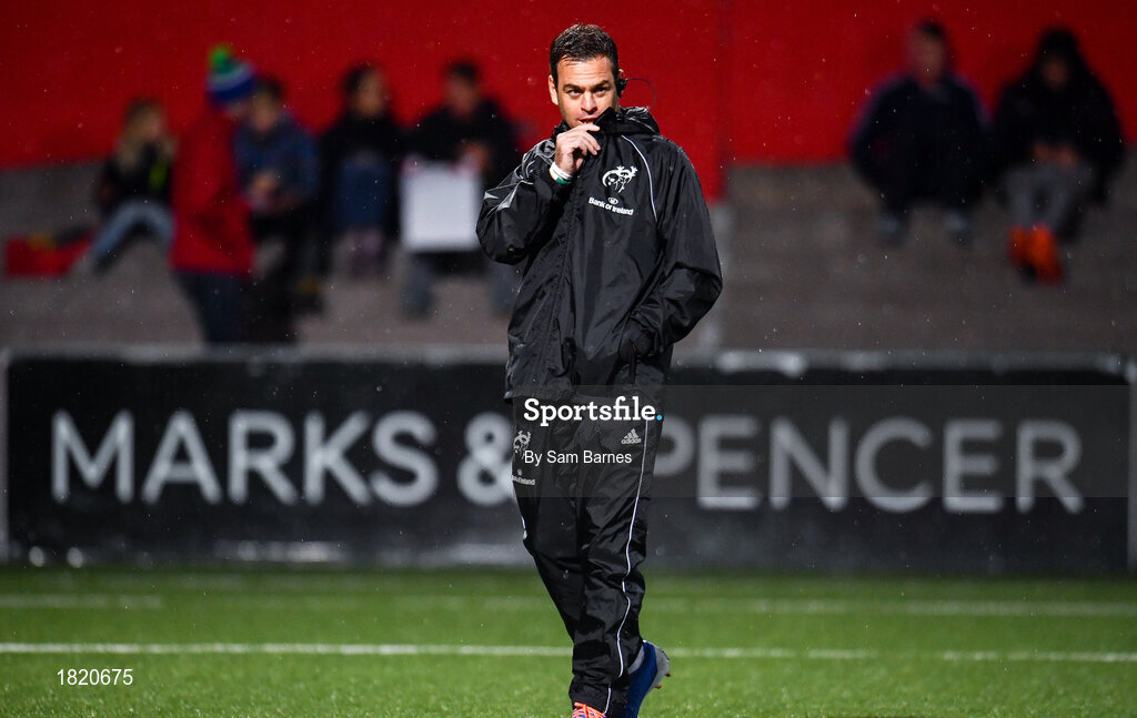 25 October 2019; Munster head coach Johann van Graan ahead of the Guinness PRO14 Round 4 match between Munster and Ospreys at Irish Independent Park in Cork. Photo by Sam Barnes/Sportsfile