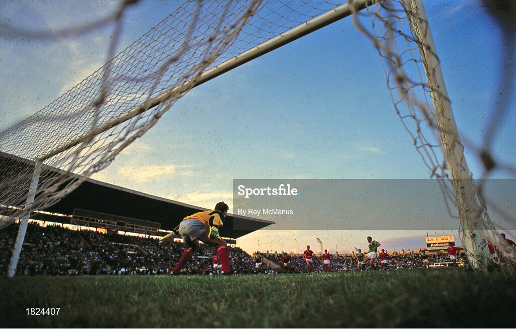 15 November 1989; John Aldridge of Repuplic of Ireland shoots to score his side's second goal from a penalty during the 1990 FIFA World Cup Qualification match between Malta and Republic of Ireland at the National Stadium in Ta'Qali, Malta. Photo by Ray McManus/SPORTSFILE