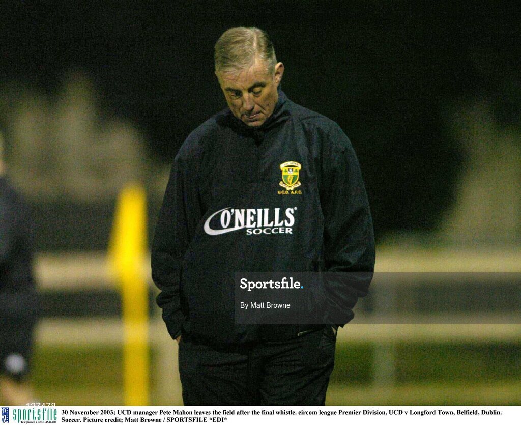 30 November 2003; UCD manager Pete Mahon leaves the field after the final whistle. eircom league Premier Division, UCD v Longford Town, Belfield, Dublin. Soccer. Picture credit; Matt Browne / SPORTSFILE *EDI*