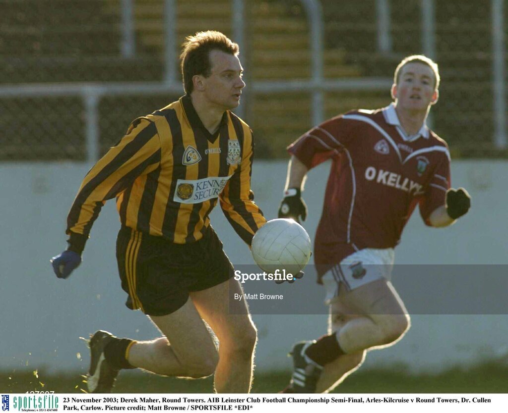 23 November 2003; Derek Maher, Round Towers. AIB Leinster Club Football Championship Semi-Final, Arles-Kilcruise v Round Towers, Dr. Cullen Park, Carlow. Picture credit; Matt Browne / SPORTSFILE *EDI*