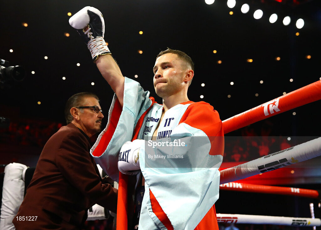 30 November 2019; Carl Frampton and Tyler McCreary during their super-featherweight bout at the Cosmopolitan of Las Vegas in Las Vegas, Nevada, United States. Photo by Mikey Williams/Top Rank/Sportsfile