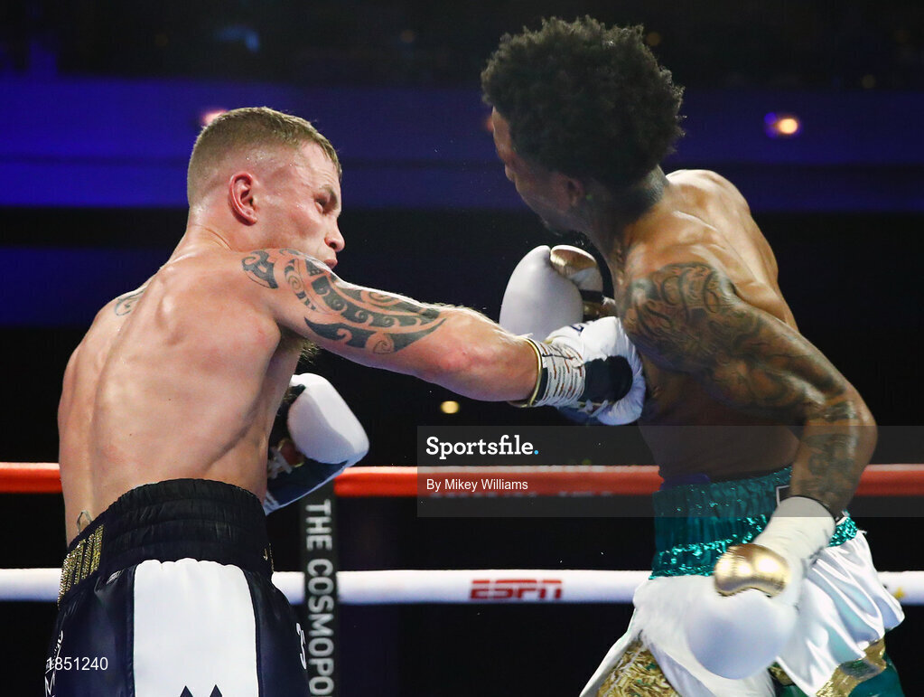 30 November 2019; Carl Frampton, left, and Tyler McCreary during their super-featherweight bout at the Cosmopolitan of Las Vegas in Las Vegas, Nevada, United States. Photo by Mikey Williams/Top Rank/Sportsfile