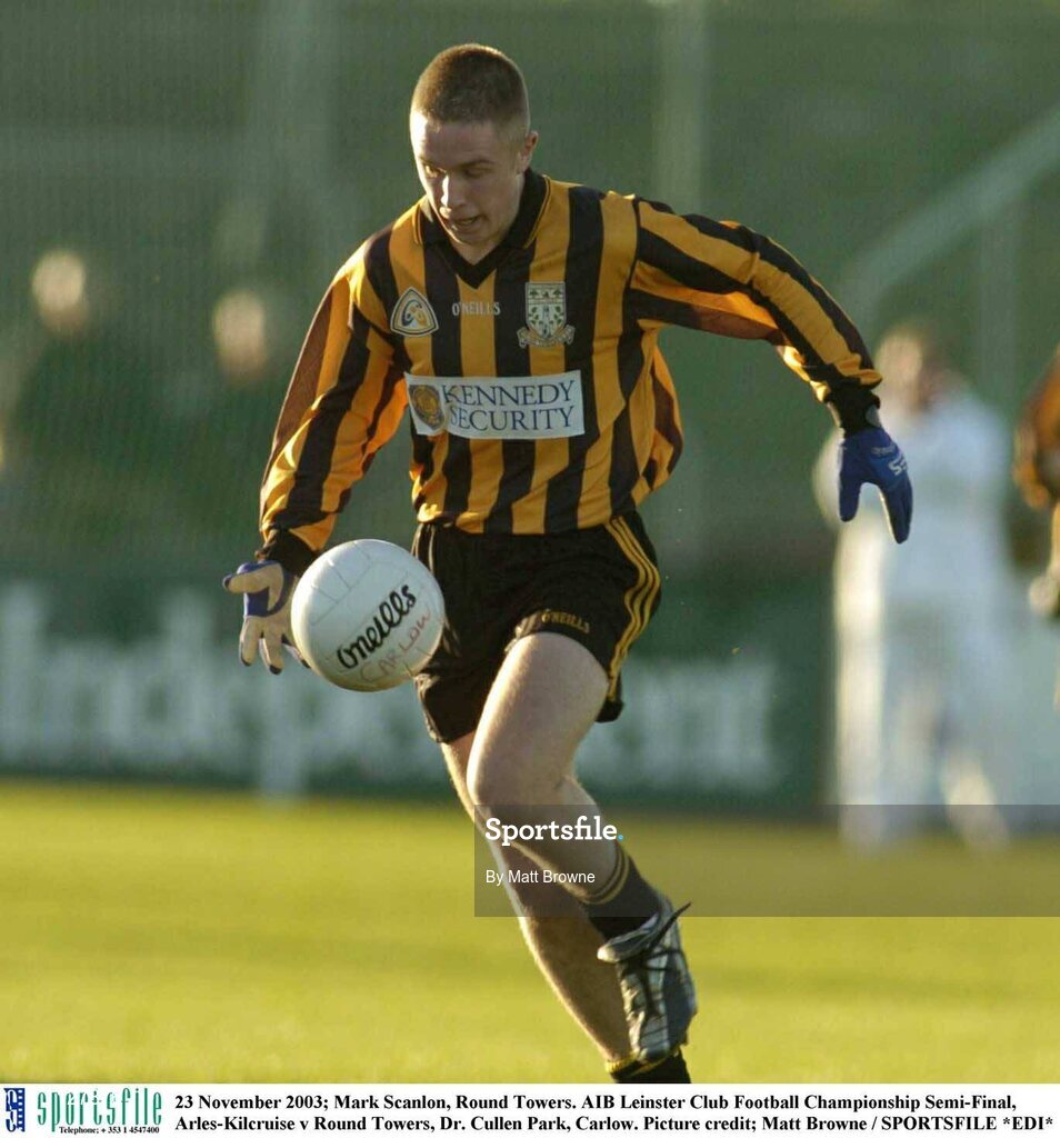 23 November 2003; Mark Scanlon, Round Towers. AIB Leinster Club Football Championship Semi-Final, Arles-Kilcruise v Round Towers, Dr. Cullen Park, Carlow. Picture credit; Matt Browne / SPORTSFILE *EDI*