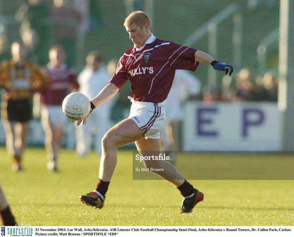 23 November 2003; Lar Wall, Arles/Kilcruise. AIB Leinster Club Football Championship Semi-Final, Arles-Kilcruise v Round Towers, Dr. Cullen Park, Carlow. Picture credit; Matt Browne / SPORTSFILE *EDI*