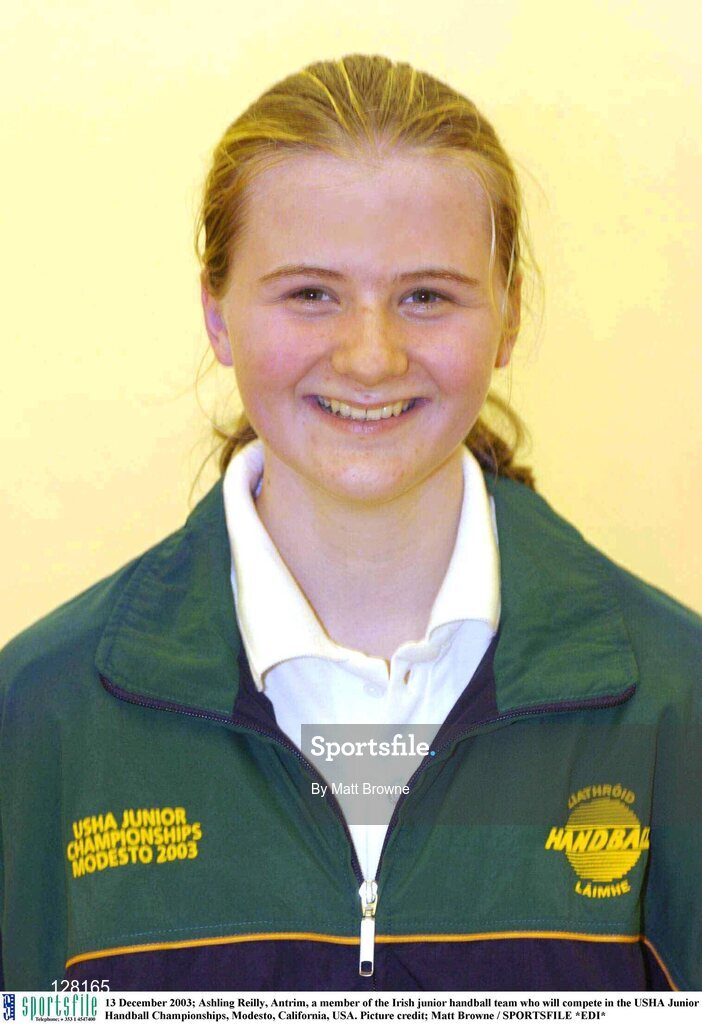13 December 2003; Ashling Reilly, Antrim, a member of the Irish junior handball team who will compete in the USHA Junior Handball Championships, Modesto, California, USA. Picture credit; Matt Browne / SPORTSFILE *EDI*