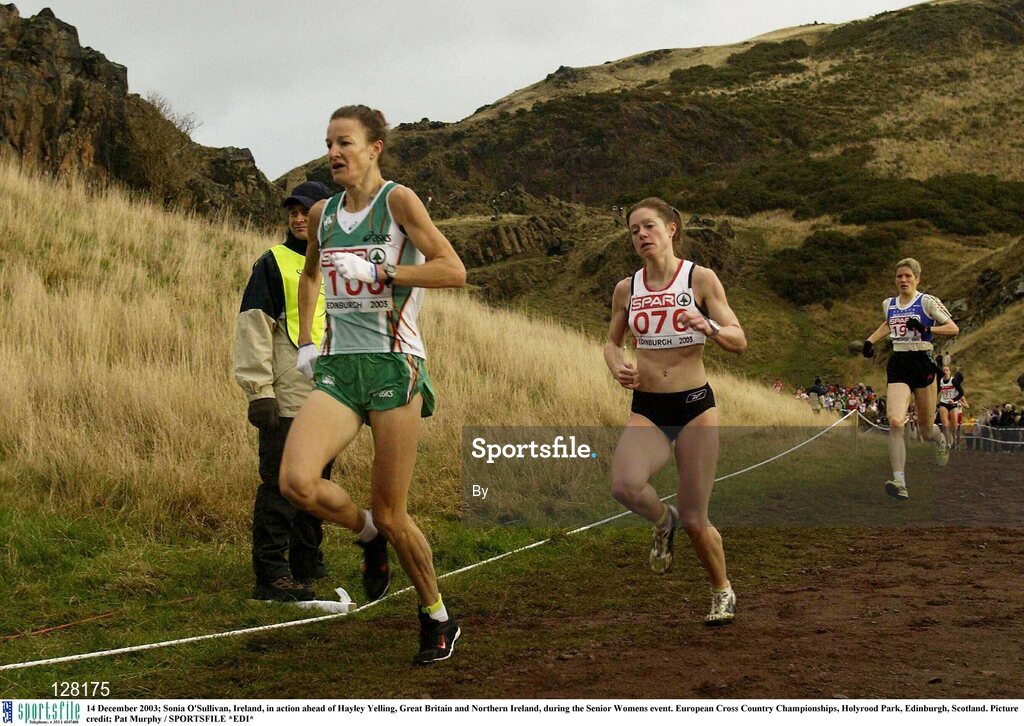 14 December 2003; Sonia O'Sullivan, Ireland, in action ahead of Hayley Yelling, Great Britain and Northern Ireland, during the Senior Womens event. European Cross Country Championships, Holyrood Park, Edinburgh, Scotland. Picture credit; Pat Murphy / SPORTSFILE *EDI*