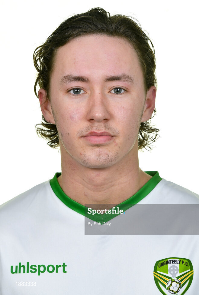 12 February 2020; Eoin McPhilips during a Cabinteely squad portraits session at Stradbrook Road in Blackrock, Dublin. Photo by Seb Daly/Sportsfile