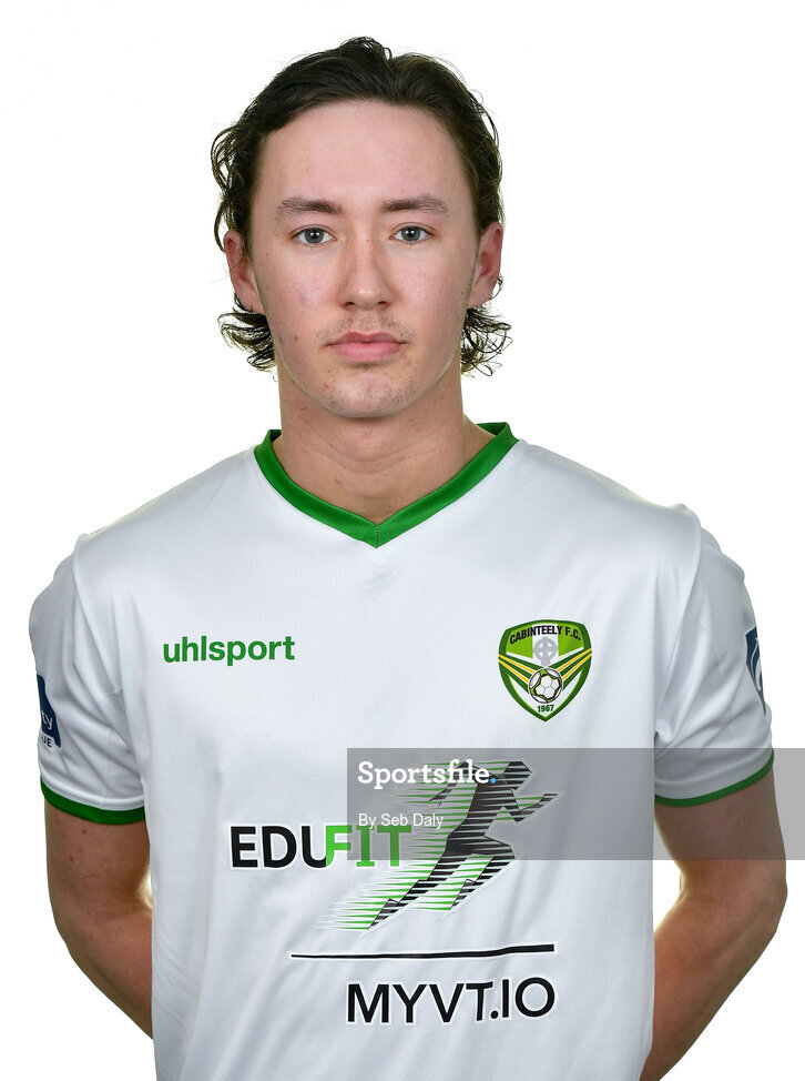 12 February 2020; Eoin McPhilips during a Cabinteely squad portraits session at Stradbrook Road in Blackrock, Dublin. Photo by Seb Daly/Sportsfile