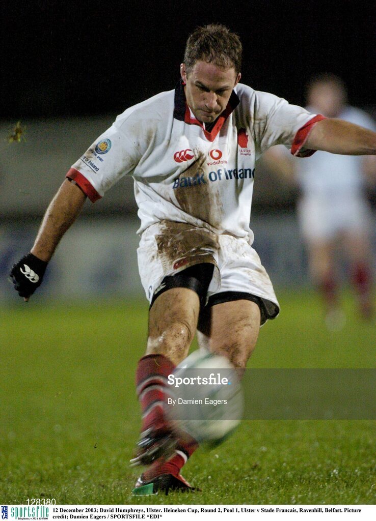 12 December 2003; David Humphreys, Ulster. Heineken Cup, Round 2, Pool 1, Ulster v Stade Francais, Ravenhill, Belfast. Picture credit; Damien Eagers / SPORTSFILE *EDI*
