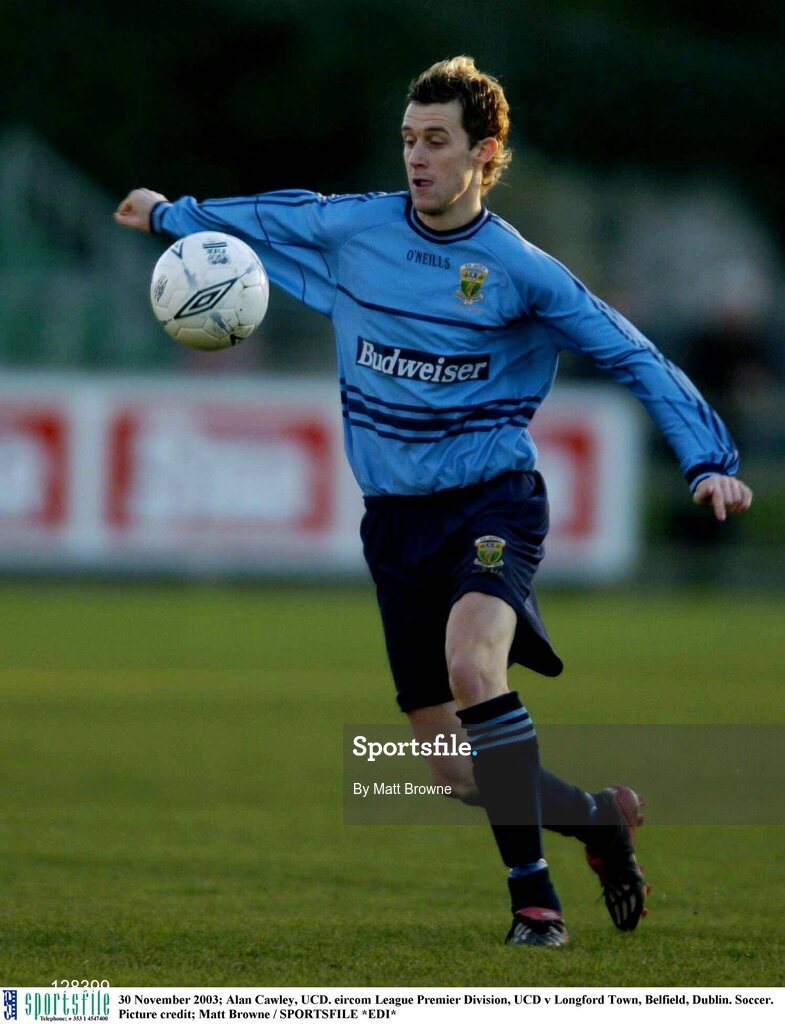30 November 2003; Alan Cawley, UCD. eircom League Premier Division, UCD v Longford Town, Belfield, Dublin. Soccer. Picture credit; Matt Browne / SPORTSFILE *EDI*