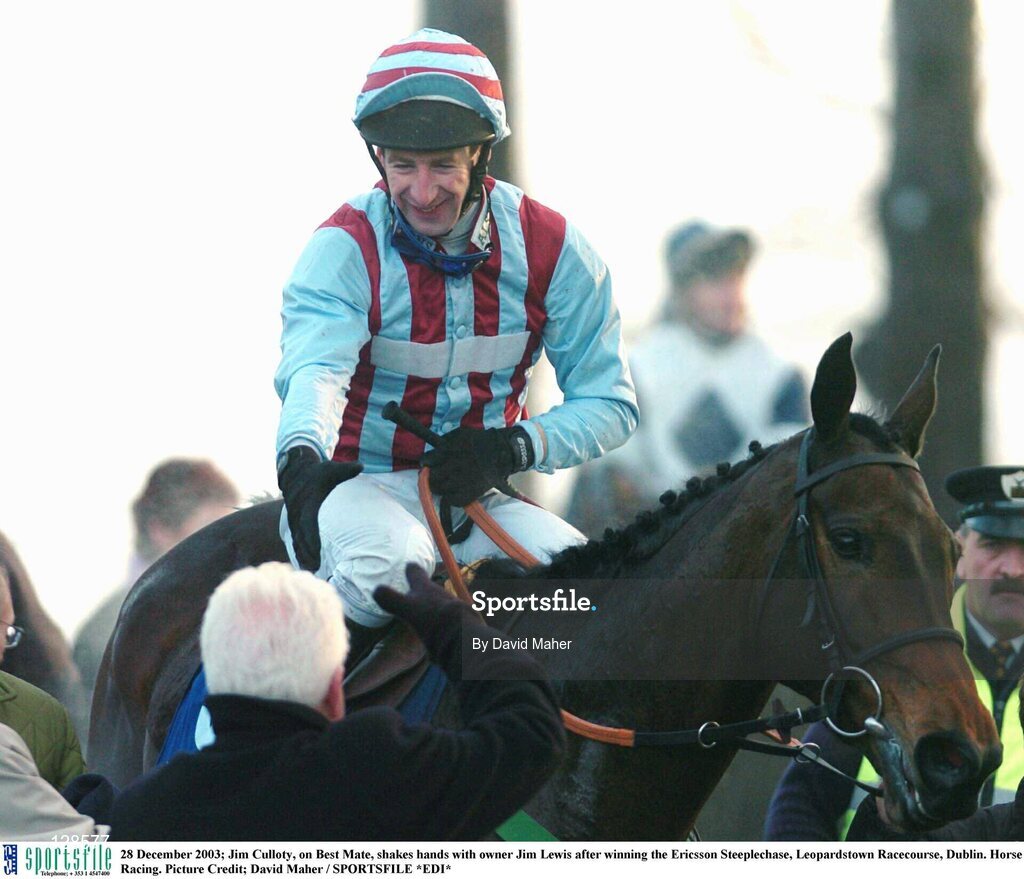 28 December 2003; Jim Culloty, on Best Mate, shakes hands with owner Jim Lewis after winning the Ericsson Steeplechase, Leopardstown Racecourse, Dublin. Horse Racing. Picture Credit; David Maher / SPORTSFILE *EDI*