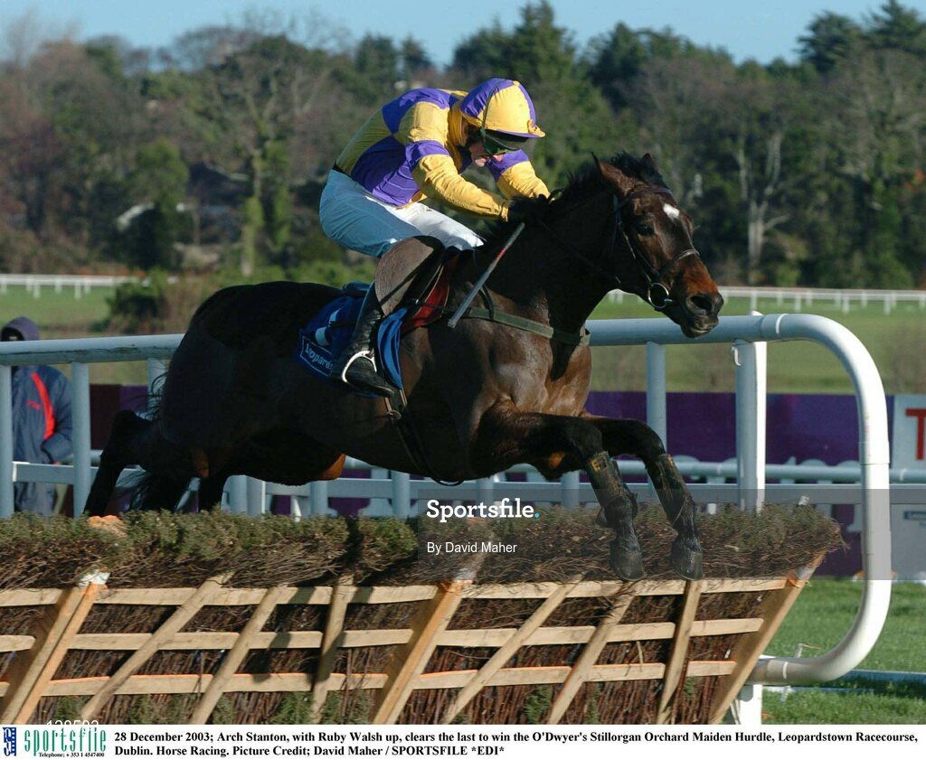 28 December 2003; Arch Stanton, with Ruby Walsh up, clears the last to win the O'Dwyer's Stillorgan Orchard Maiden Hurdle, Leopardstown Racecourse, Dublin. Horse Racing. Picture Credit; David Maher / SPORTSFILE *EDI*