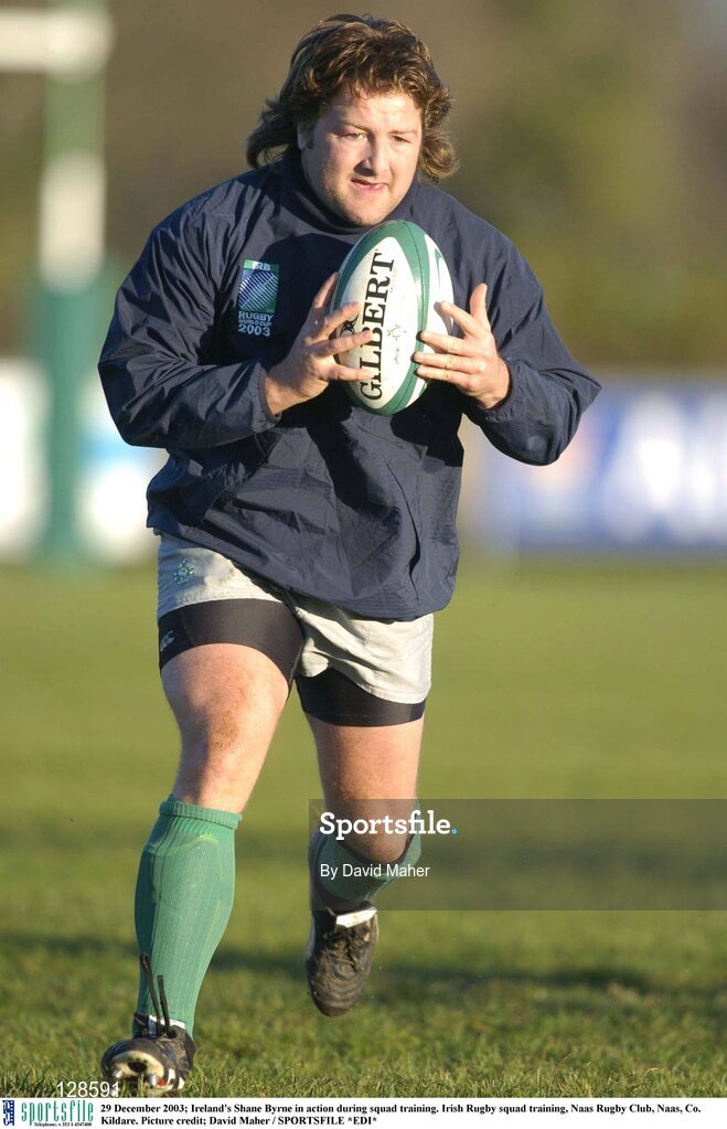 29 December 2003; Ireland's Shane Byrne in action during squad training. Irish Rugby squad training, Naas Rugby Club, Naas, Co. Kildare. Picture credit; David Maher / SPORTSFILE *EDI*