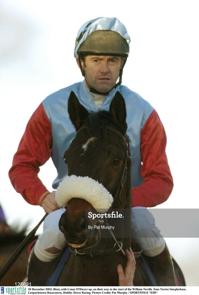 28 December 2003; Bizet, with Conor O'Dwyer up, on their way to the start of the William Neville & Sons Novice Steeplechase, Leopardstown Racecourse, Dublin. Horse Racing. Picture Credit; Pat Murphy / SPORTSFILE *EDI*