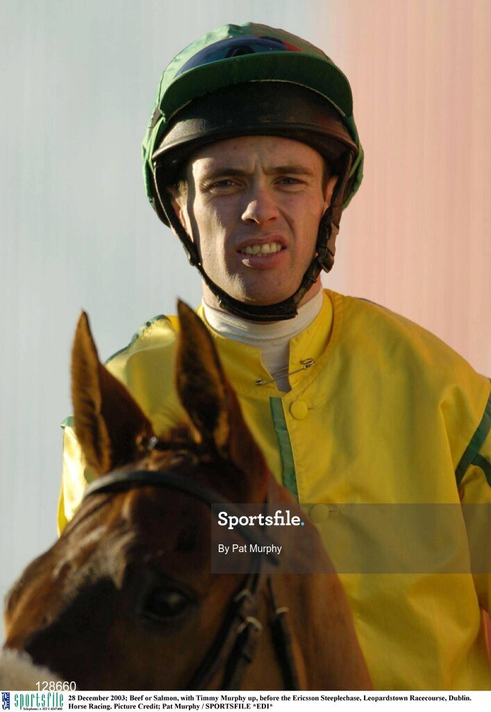 28 December 2003; Beef or Salmon, with Timmy Murphy up, before the Ericsson Steeplechase, Leopardstown Racecourse, Dublin. Horse Racing. Picture Credit; Pat Murphy / SPORTSFILE *EDI*