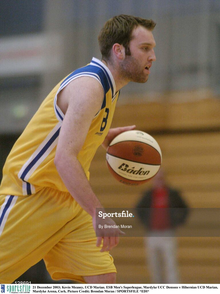 21 December 2003; Kevin Meaney, UCD Marian. ESB Men's Superleague, Mardyke UCC Demons v Hibernian UCD Marian, Mardyke Arena, Cork. Picture Credit; Brendan Moran / SPORTSFILE *EDI*