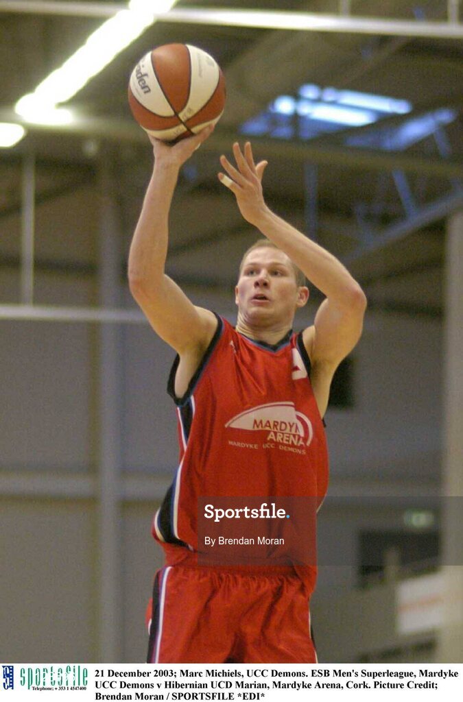 21 December 2003; Marc Michiels, UCC Demons. ESB Men's Superleague, Mardyke UCC Demons v Hibernian UCD Marian, Mardyke Arena, Cork. Picture Credit; Brendan Moran / SPORTSFILE *EDI*