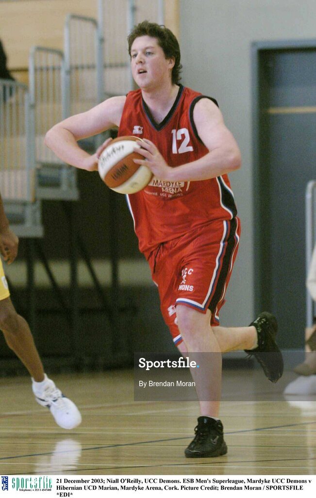 21 December 2003; Niall O'Reilly, UCC Demons. ESB Men's Superleague, Mardyke UCC Demons v Hibernian UCD Marian, Mardyke Arena, Cork. Picture Credit; Brendan Moran / SPORTSFILE *EDI*