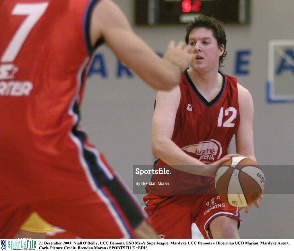 21 December 2003; Niall O'Reilly, UCC Demons. ESB Men's Superleague, Mardyke UCC Demons v Hibernian UCD Marian, Mardyke Arena, Cork. Picture Credit; Brendan Moran / SPORTSFILE *EDI*