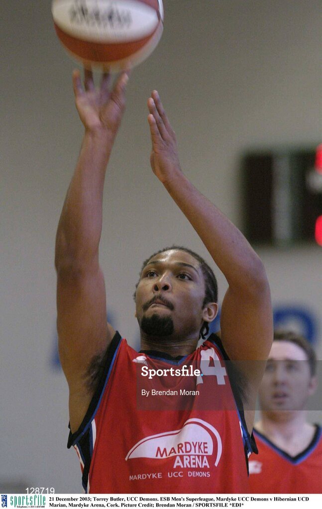 21 December 2003; Torrey Butler, UCC Demons. ESB Men's Superleague, Mardyke UCC Demons v Hibernian UCD Marian, Mardyke Arena, Cork. Picture Credit; Brendan Moran / SPORTSFILE *EDI*