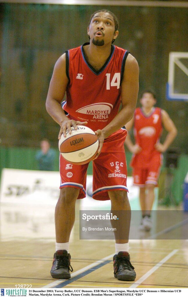 21 December 2003; Torrey Butler, UCC Demons. ESB Men's Superleague, Mardyke UCC Demons v Hibernian UCD Marian, Mardyke Arena, Cork. Picture Credit; Brendan Moran / SPORTSFILE *EDI*