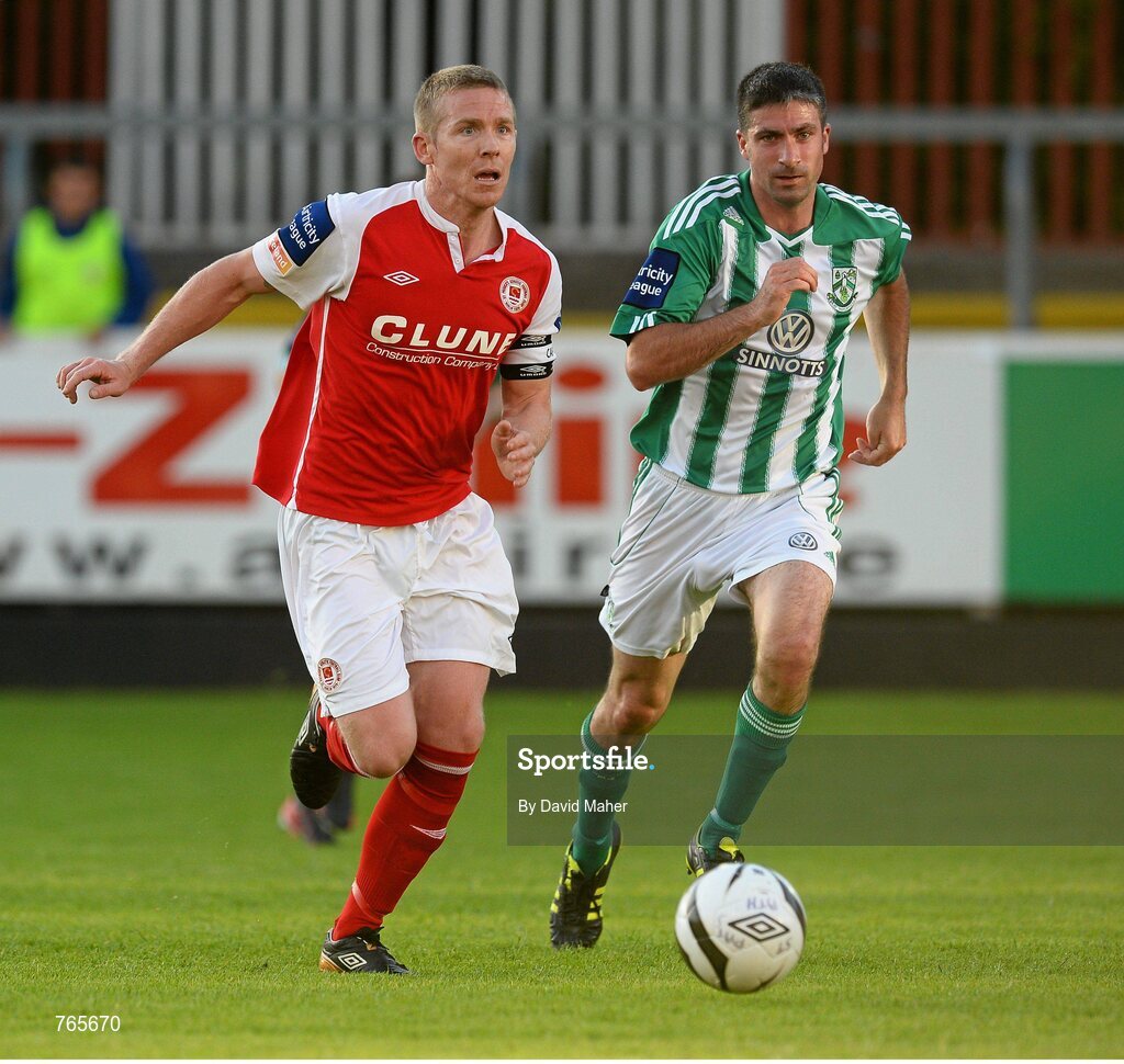 28 June 2013; Connor Kenna, St. Patrick’s Athletic, in action against Kevin O'Connor, Bray Wanderers. Airtricity League Premier Division, St. Patrick’s Athletic v Bray Wanderers, Richmond Park, Dublin. Picture credit: David Maher / SPORTSFILE